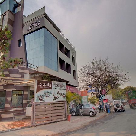 Oyo 35844 Hotel Lotus Residency Sāngli Esterno foto